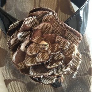 Coach Additional Pictures